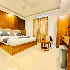 Qubic By Igi Airport 3*, New Delhi India